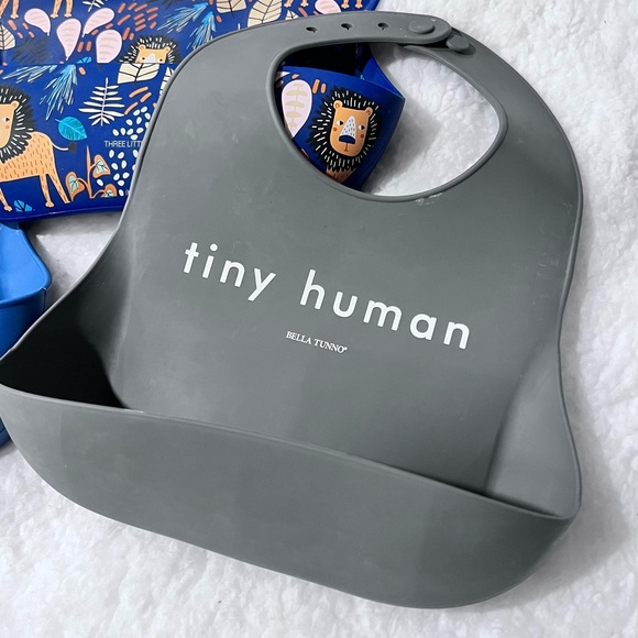 Bundle of 3 Silicone baby food crumb catcher bibs - Picture 7 of 12